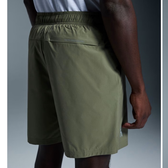 On Running Men's 7” Core Shorts - Picture 6 of 6